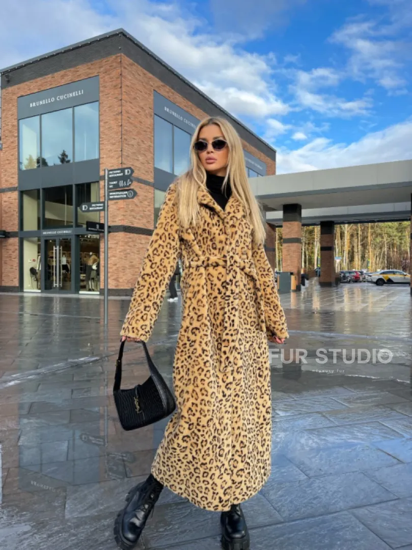 Пальто-шуба из натуральной шерсти под леопард - фото 3