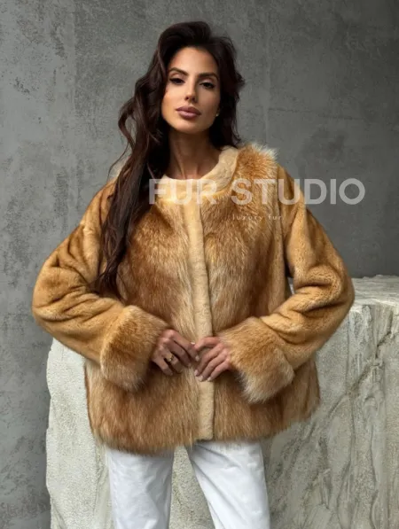 Норковый жакет с отделкой из меха енота - фото 8