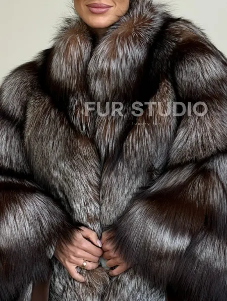 Шуба из лисы - летучая мышь - фото 2