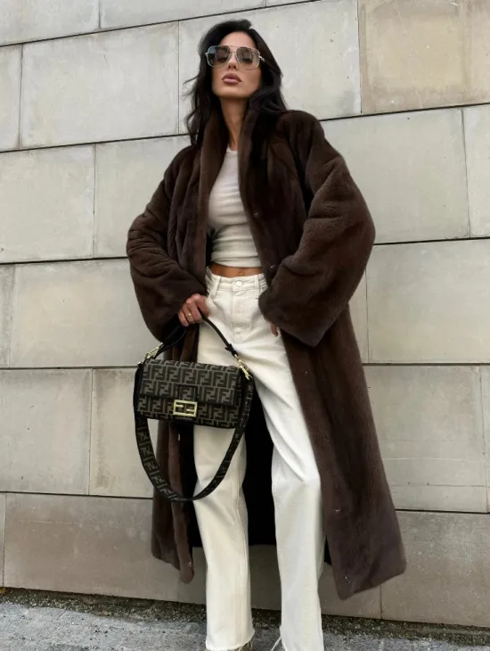 Норковая шуба, цельный мех PREMIUM COLLECTION VELVET - цвет соболь - фото 8