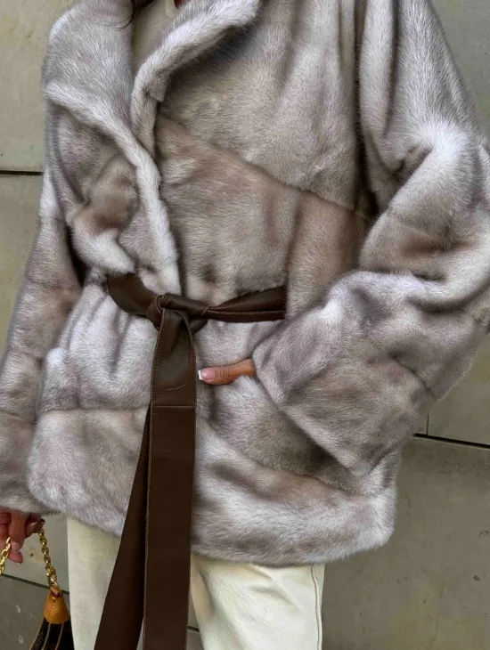 Укороченная шуба из меха норки модель кимоно - цвет колотый лед - фото 2