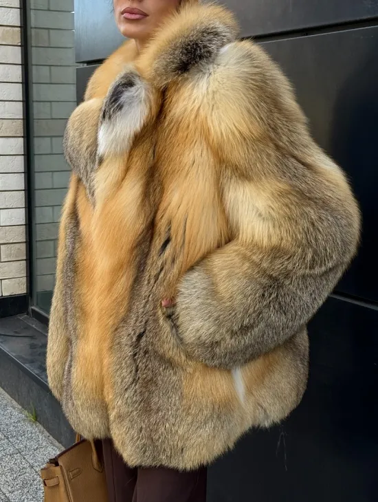 Золотистая шуба из натурального меха лисы цельные пластины - фото 2