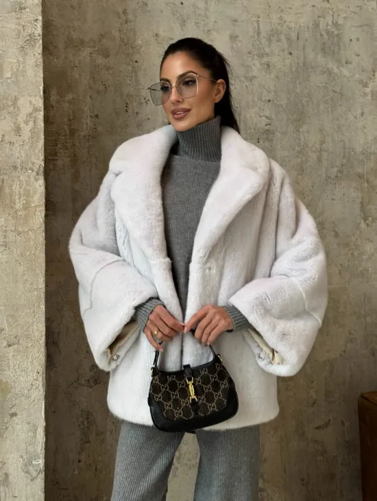 Шуба автоледи из импортной плюшевой норки White с английским воротником - фото 10