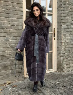 Удлиненная шуба из меха норки с капюшоном куница - фото 5