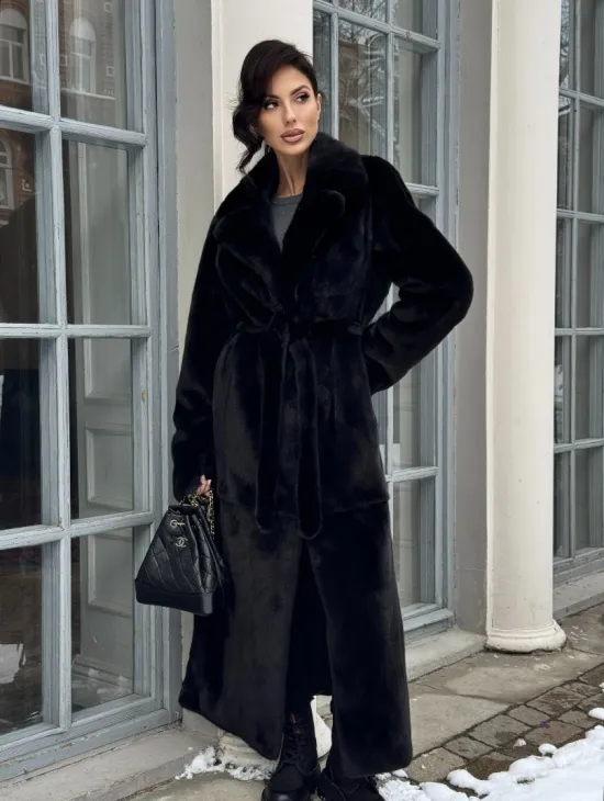 Классическая шуба из норки Blackglama с английским воротником и боковыми шлицами - фото 9
