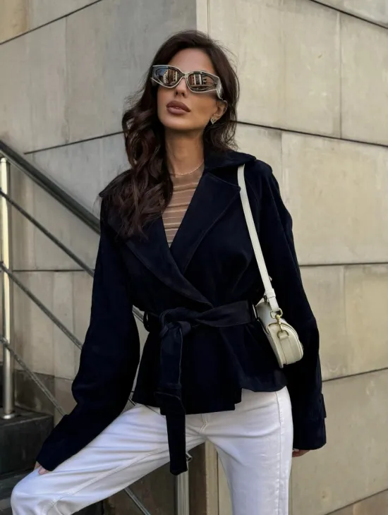 Модная куртка из замшевой кожи - фото 0