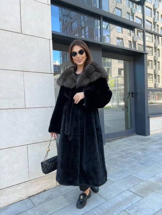 Норковая шуба с капюшоном из куницы -  BlackGlama - фото 8