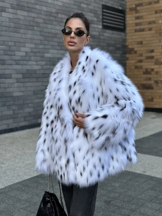 Шуба из меха белой аукционной лисы под рысь, ручная работа - фото 8