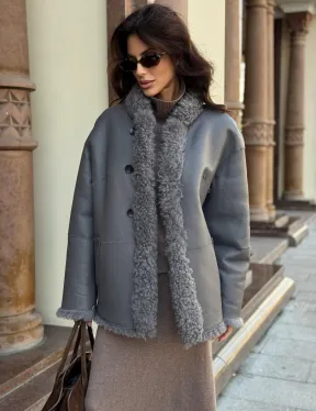 Дубленка серого цвета - двухсторонняя - фото 4
