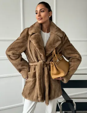 Полушубок норковый пастель с меховым поясом - фото 7