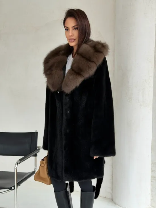 Черная норковая шуба средней длины - капюшон куница - фото 7