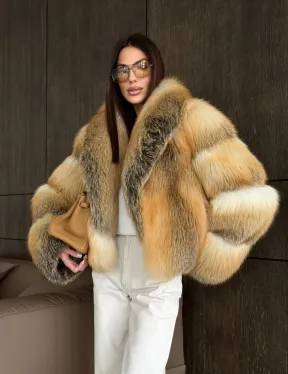 Полушубок-кроп с шалевым воротником из лисы - фото 11