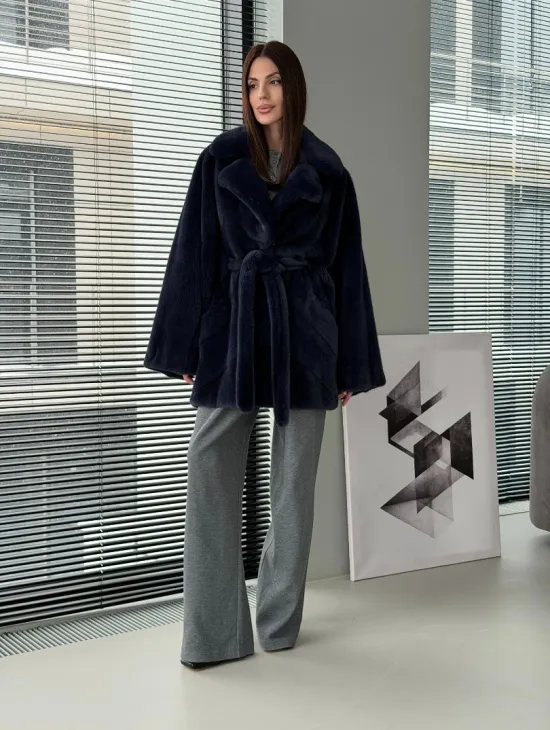 Шуба из аукционного меха норки Kopenhagen Fur 