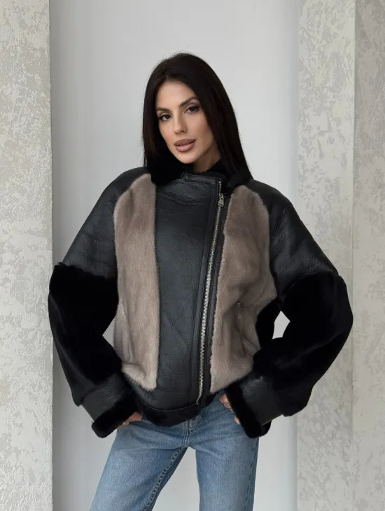 Черная дубленка из овчины с рукавами из меха норки - фото 9