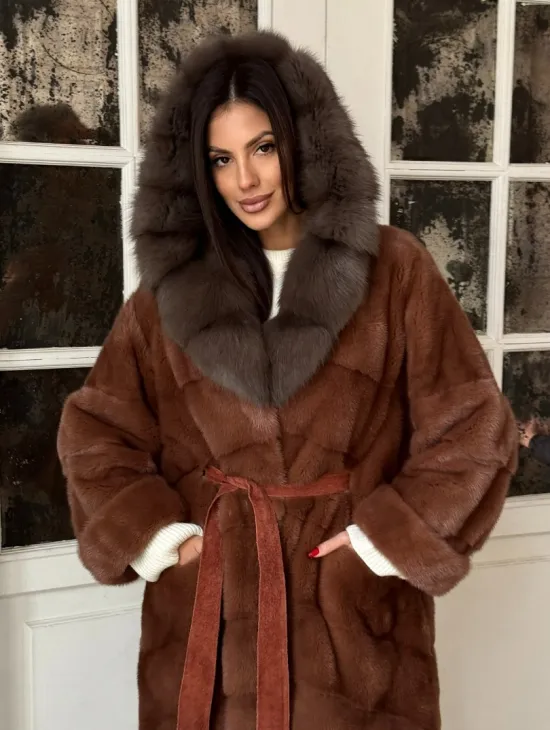 Эксклюзивная норковая шуба с капюшоном из куницы - цвет терракотовый - фото 4